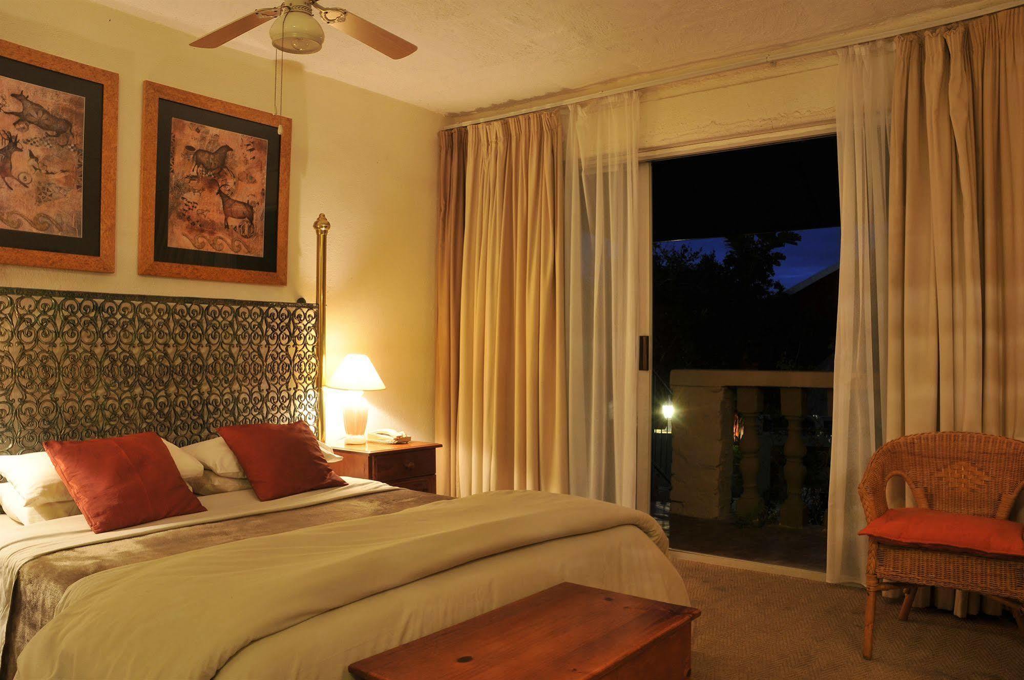 Sunset Manor Bed & Breakfast Mbombela Exterior photo